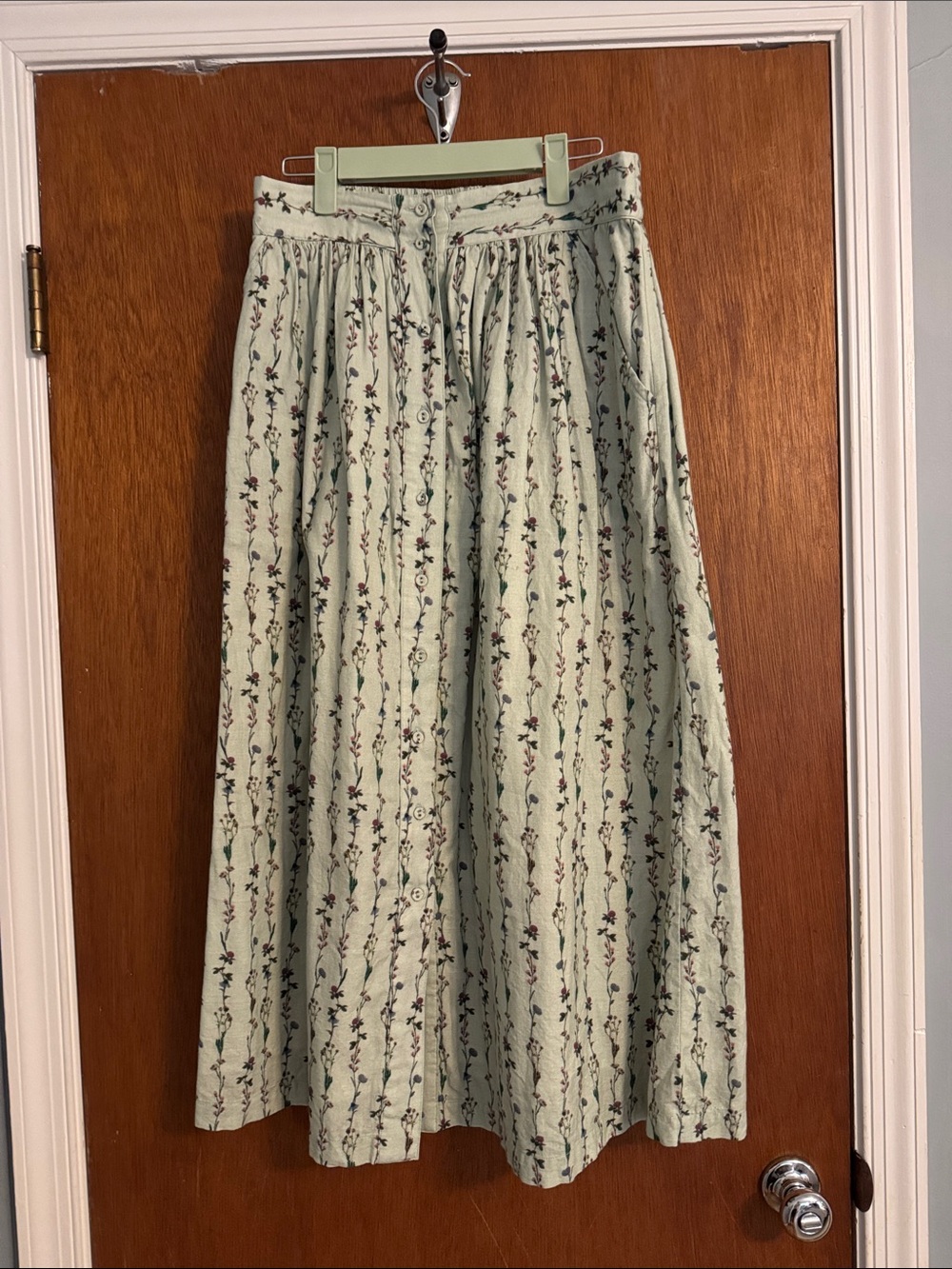 Beau & Ro Light Green Floral Button-Front Skirt